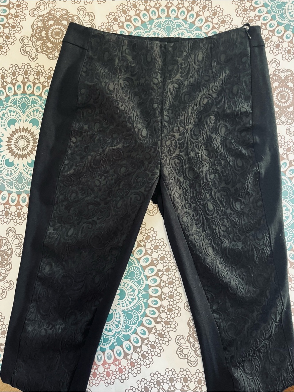 White House Black Market Black Jacquard Ponte Leggings